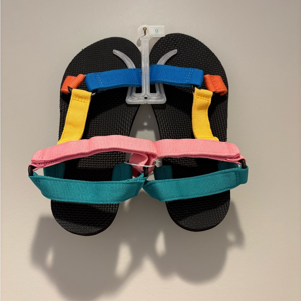 Women’s Velcro Strap Sport Sandals